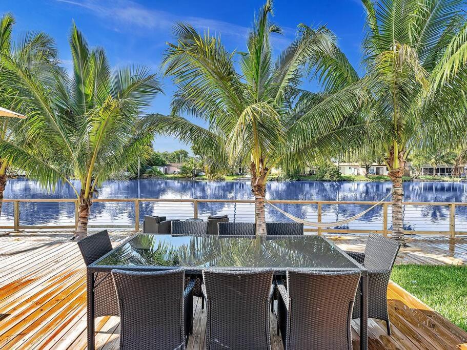 5-Star Lakefront Oasis In Hollywood-Hard Rock Casino 劳德代尔堡 外观 照片